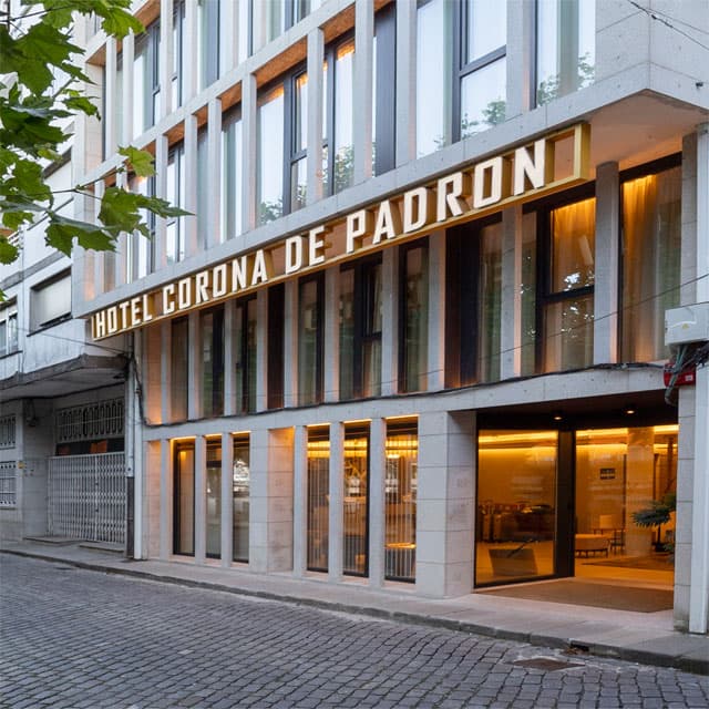 Visítanos para conocer la historia y tradición de Padrón